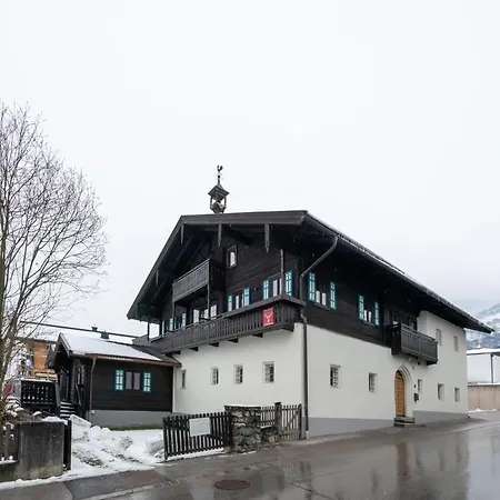 Dom wakacyjny Traditional With Sauna In Niedernsill